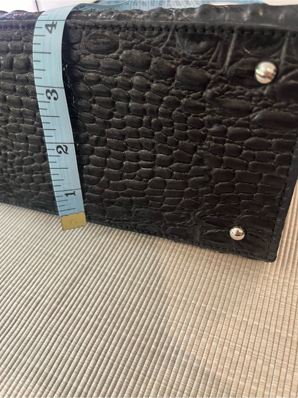 Black Croc-Texture Top Handle Shoulder Bag - Picture 14 of 16